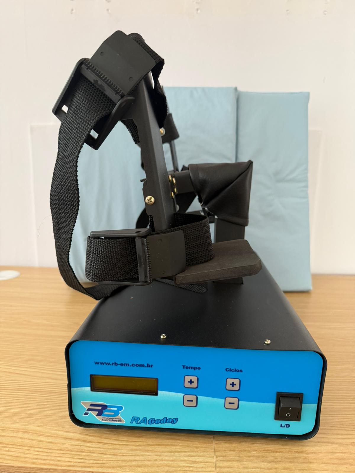 Ragodoy mechanotherapy device with control panel